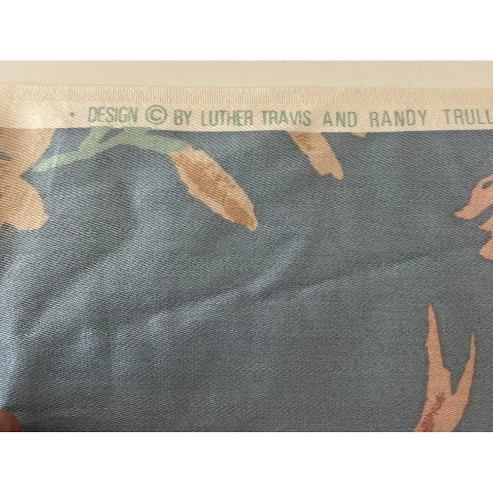 L Travis R Trull vintage floral